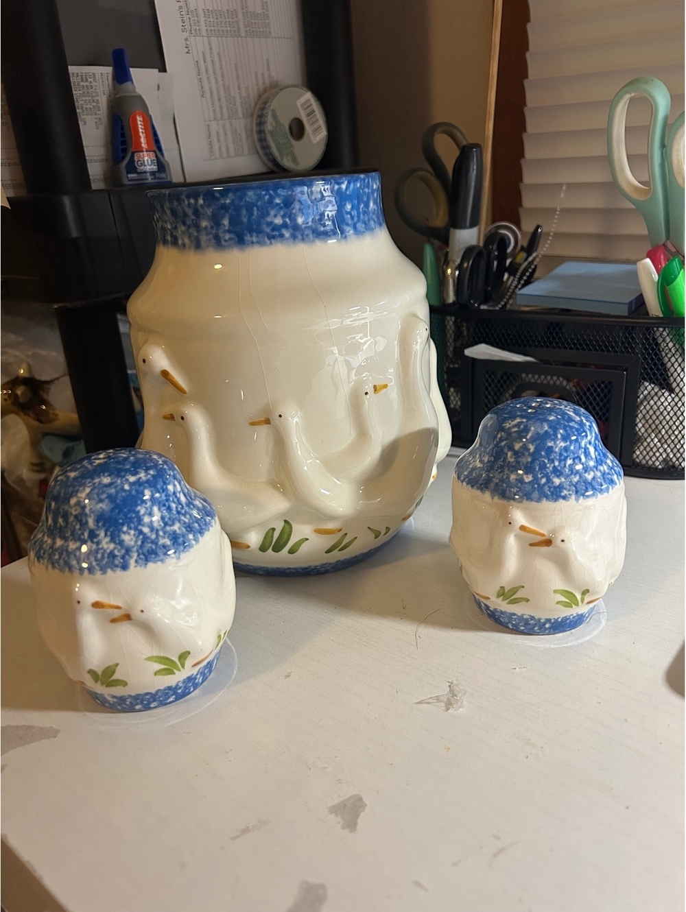 Vintage stippled duck canister & s&p shakers